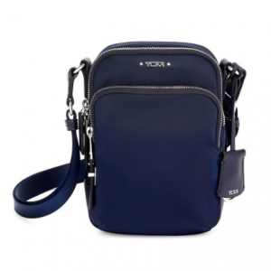 saks tumi