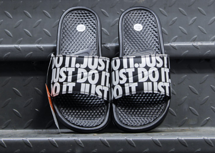 macys nike slides