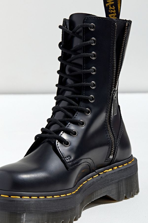 doc marten boots urban outfitters