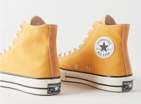 urban outfitters converse